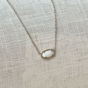Kendra Scott Pendant Necklace